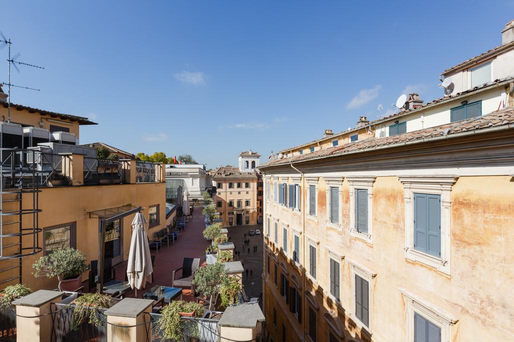 Trevi Charming Penthouse Apartamento *